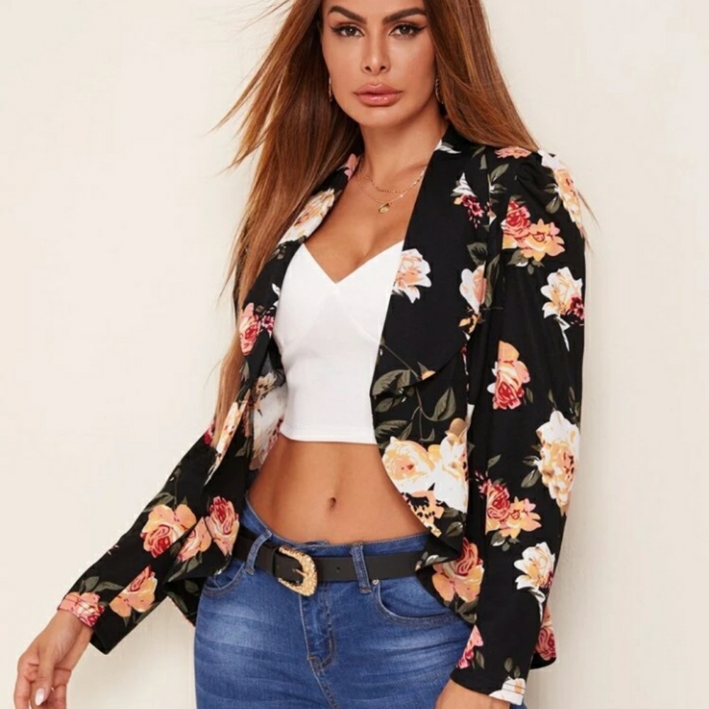 FLORAL DRAPE BLAZER.